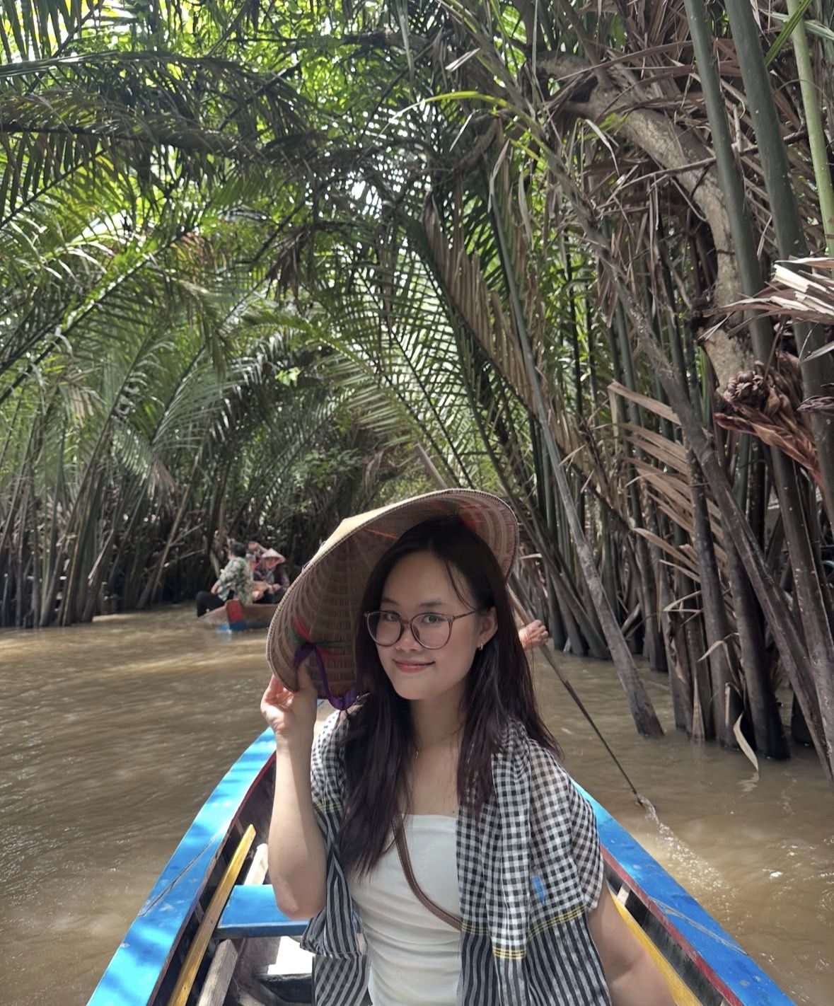 Cu Chi Tunnels and Mekong Delta VIP Tour by Limousine